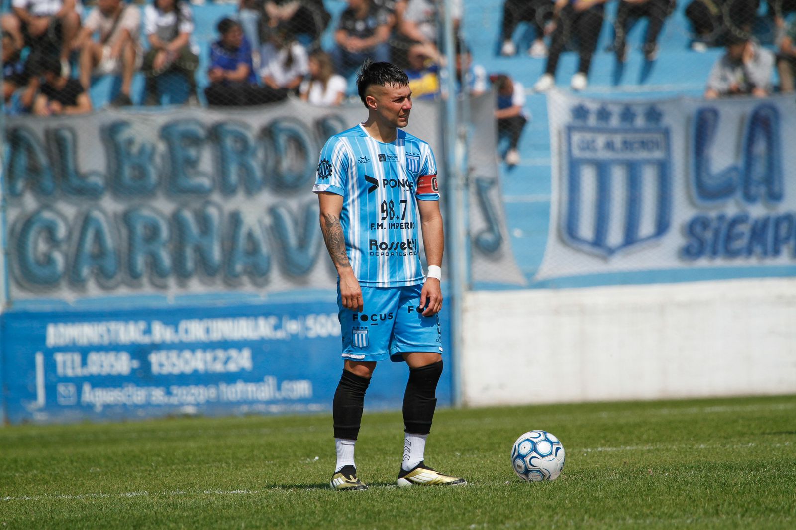 Centeno cruza de vereda y se pone la camiseta del "Verde" - Tirando ...