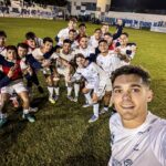 Atenas reaccionó a tiempo y es escolta