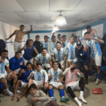 El campeón arrancó la defensa de la corona con victoria